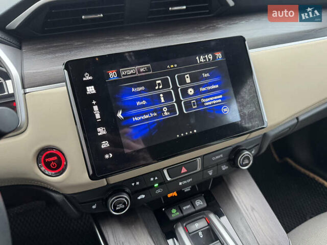 Белый Хонда Клерити, объемом двигателя 1.5 л и пробегом 47 тыс. км за 19600 $, фото 19 на Automoto.ua