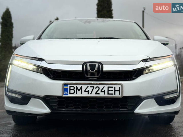 Белый Хонда Клерити, объемом двигателя 1.5 л и пробегом 47 тыс. км за 19600 $, фото 1 на Automoto.ua