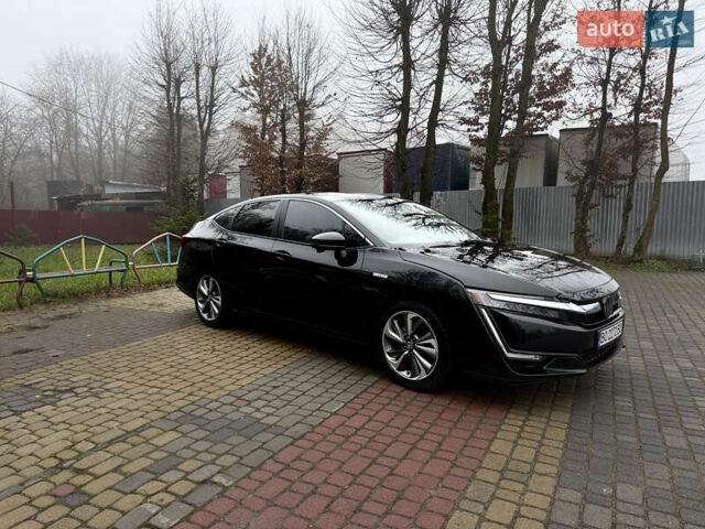 Черный Хонда Клерити, объемом двигателя 1.5 л и пробегом 138 тыс. км за 17800 $, фото 3 на Automoto.ua