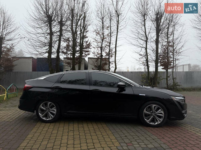 Черный Хонда Клерити, объемом двигателя 1.5 л и пробегом 138 тыс. км за 17800 $, фото 4 на Automoto.ua