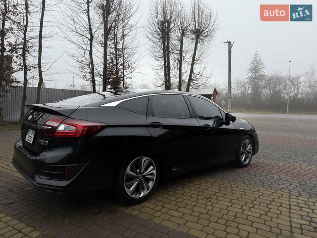 Черный Хонда Клерити, объемом двигателя 1.5 л и пробегом 138 тыс. км за 17800 $, фото 5 на Automoto.ua