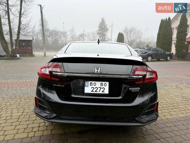 Черный Хонда Клерити, объемом двигателя 1.5 л и пробегом 138 тыс. км за 17800 $, фото 6 на Automoto.ua