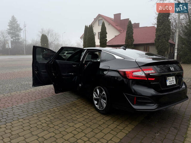 Черный Хонда Клерити, объемом двигателя 1.5 л и пробегом 138 тыс. км за 17800 $, фото 22 на Automoto.ua