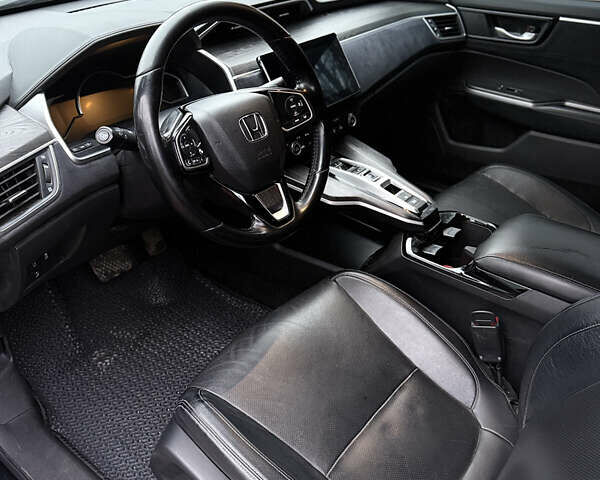 Черный Хонда Клерити, объемом двигателя 1.5 л и пробегом 138 тыс. км за 17800 $, фото 30 на Automoto.ua