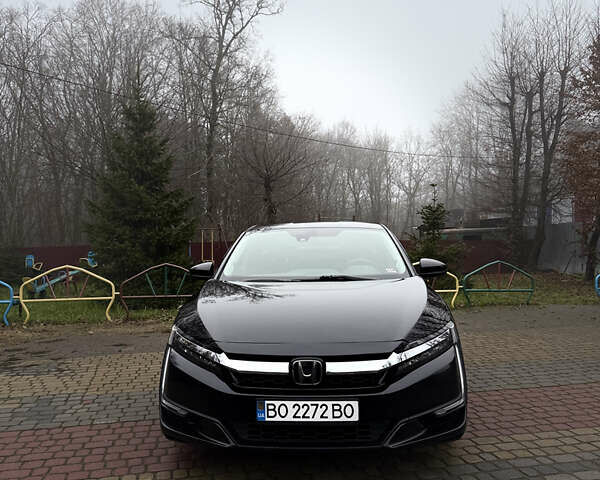 Черный Хонда Клерити, объемом двигателя 1.5 л и пробегом 138 тыс. км за 17800 $, фото 1 на Automoto.ua