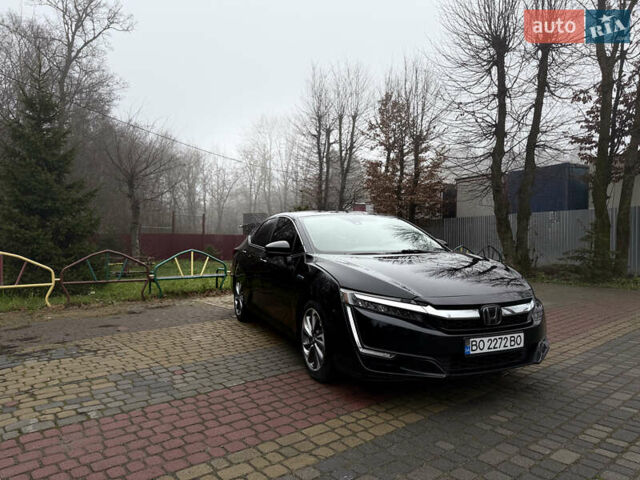 Черный Хонда Клерити, объемом двигателя 1.5 л и пробегом 138 тыс. км за 17800 $, фото 2 на Automoto.ua