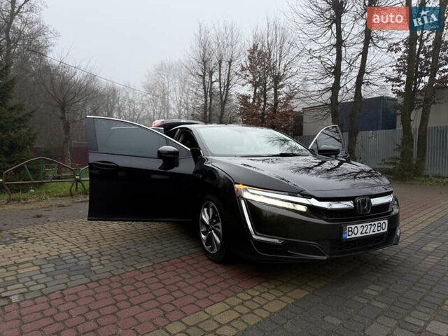 Черный Хонда Клерити, объемом двигателя 1.5 л и пробегом 138 тыс. км за 17800 $, фото 20 на Automoto.ua