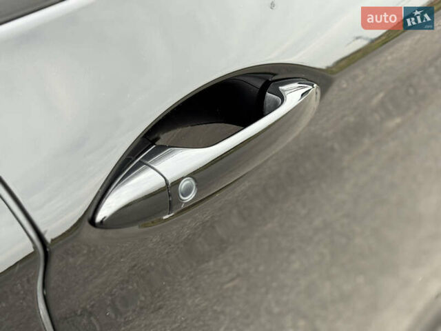 Черный Хонда Клерити, объемом двигателя 1.5 л и пробегом 163 тыс. км за 18900 $, фото 13 на Automoto.ua