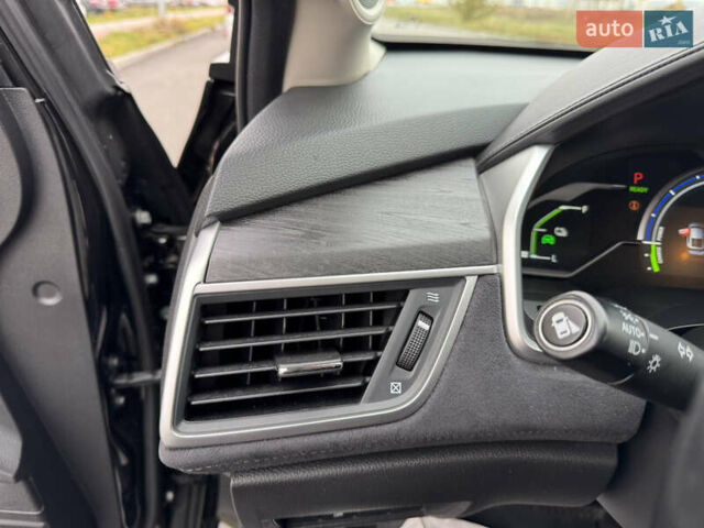Чорний Хонда Клериті, об'ємом двигуна 1.5 л та пробігом 163 тис. км за 18777 $, фото 50 на Automoto.ua