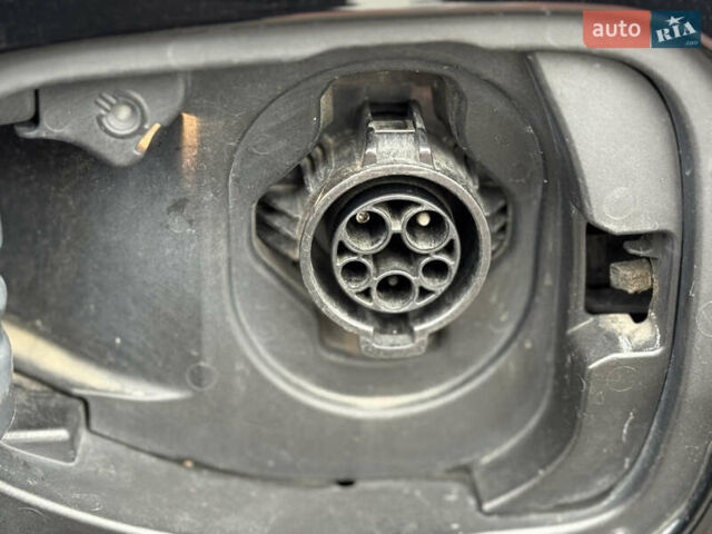 Черный Хонда Клерити, объемом двигателя 1.5 л и пробегом 163 тыс. км за 18900 $, фото 9 на Automoto.ua