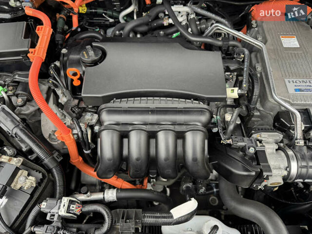 Чорний Хонда Клериті, об'ємом двигуна 1.5 л та пробігом 163 тис. км за 18777 $, фото 85 на Automoto.ua