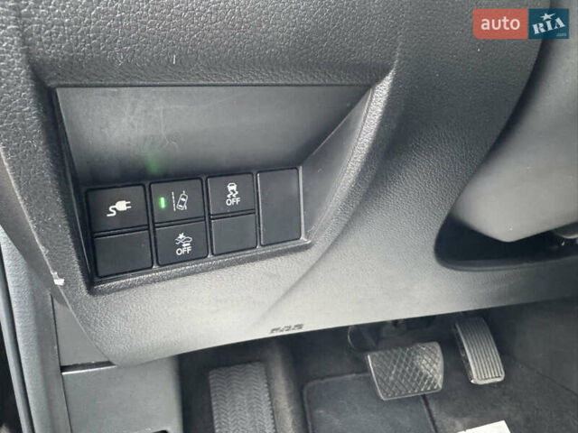 Чорний Хонда Клериті, об'ємом двигуна 1.5 л та пробігом 163 тис. км за 18777 $, фото 62 на Automoto.ua