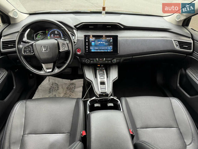 Черный Хонда Клерити, объемом двигателя 1.5 л и пробегом 163 тыс. км за 18900 $, фото 71 на Automoto.ua