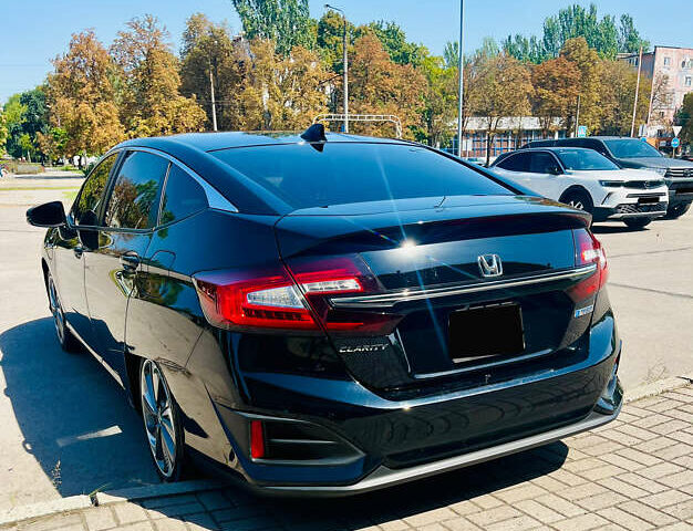 Черный Хонда Клерити, объемом двигателя 1.5 л и пробегом 144 тыс. км за 18500 $, фото 8 на Automoto.ua