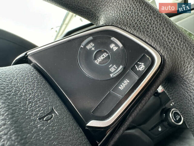 Чорний Хонда Клериті, об'ємом двигуна 1.5 л та пробігом 120 тис. км за 19299 $, фото 18 на Automoto.ua