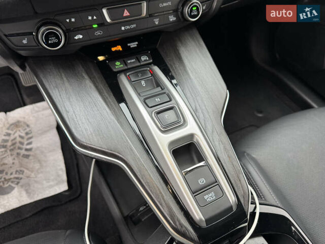 Черный Хонда Клерити, объемом двигателя 1.5 л и пробегом 163 тыс. км за 18900 $, фото 52 на Automoto.ua