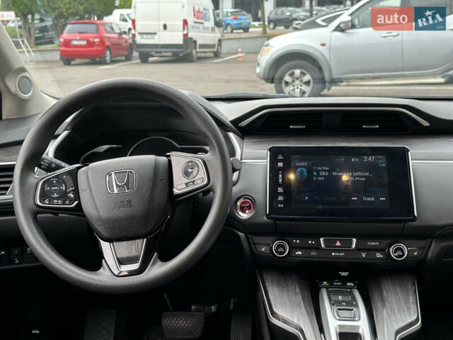 Чорний Хонда Клериті, об'ємом двигуна 1.5 л та пробігом 120 тис. км за 19299 $, фото 22 на Automoto.ua