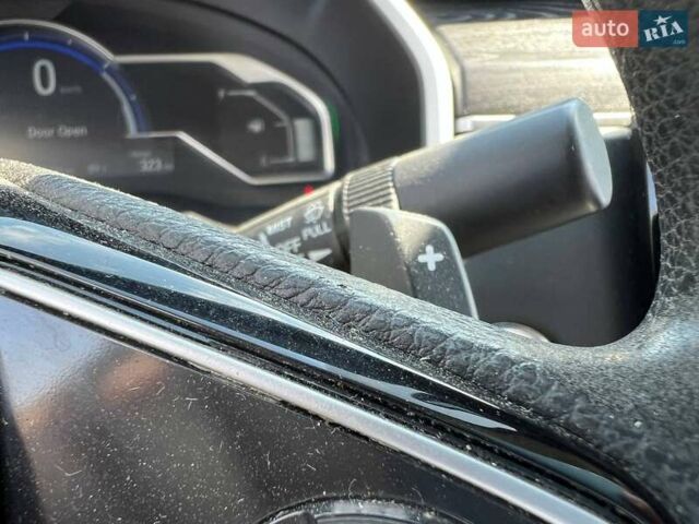 Черный Хонда Клерити, объемом двигателя 1.5 л и пробегом 270 тыс. км за 13990 $, фото 18 на Automoto.ua