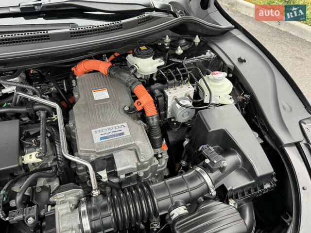 Черный Хонда Клерити, объемом двигателя 1.5 л и пробегом 163 тыс. км за 18900 $, фото 87 на Automoto.ua