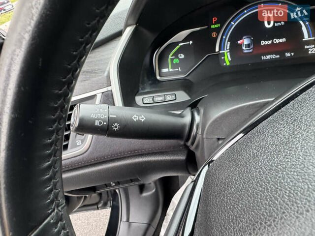 Чорний Хонда Клериті, об'ємом двигуна 1.5 л та пробігом 163 тис. км за 18777 $, фото 57 на Automoto.ua