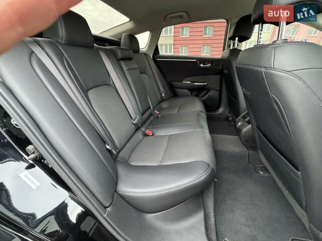 Чорний Хонда Клериті, об'ємом двигуна 1.5 л та пробігом 163 тис. км за 18777 $, фото 71 на Automoto.ua