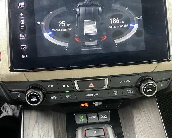 Червоний Хонда Клериті, об'ємом двигуна 1.5 л та пробігом 130 тис. км за 18500 $, фото 22 на Automoto.ua