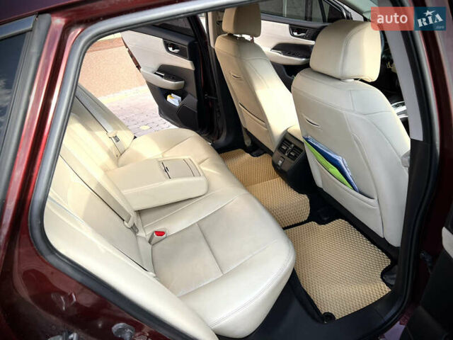 Красный Хонда Клерити, объемом двигателя 1.5 л и пробегом 226 тыс. км за 15600 $, фото 25 на Automoto.ua