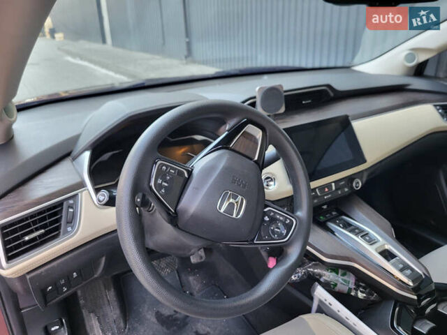 Червоний Хонда Клериті, об'ємом двигуна 1.5 л та пробігом 65 тис. км за 19500 $, фото 4 на Automoto.ua