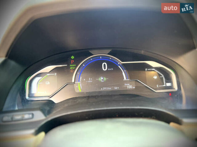 Красный Хонда Клерити, объемом двигателя 1.5 л и пробегом 226 тыс. км за 15600 $, фото 30 на Automoto.ua