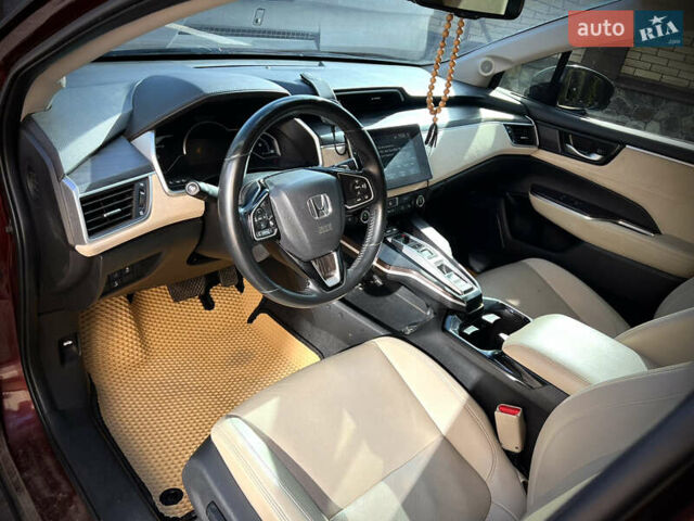 Красный Хонда Клерити, объемом двигателя 1.5 л и пробегом 226 тыс. км за 15600 $, фото 40 на Automoto.ua