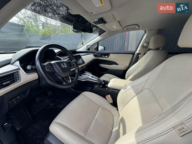 Красный Хонда Клерити, объемом двигателя 1.5 л и пробегом 85 тыс. км за 17500 $, фото 13 на Automoto.ua