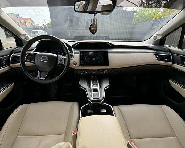 Красный Хонда Клерити, объемом двигателя 1.5 л и пробегом 85 тыс. км за 17500 $, фото 9 на Automoto.ua