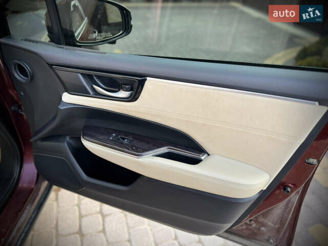 Красный Хонда Клерити, объемом двигателя 1.5 л и пробегом 226 тыс. км за 15600 $, фото 28 на Automoto.ua