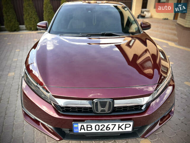 Красный Хонда Клерити, объемом двигателя 1.5 л и пробегом 226 тыс. км за 15600 $, фото 3 на Automoto.ua