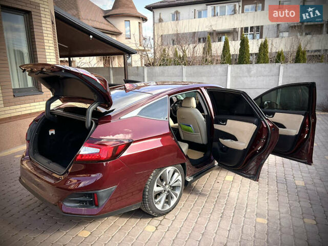 Красный Хонда Клерити, объемом двигателя 1.5 л и пробегом 226 тыс. км за 15600 $, фото 24 на Automoto.ua