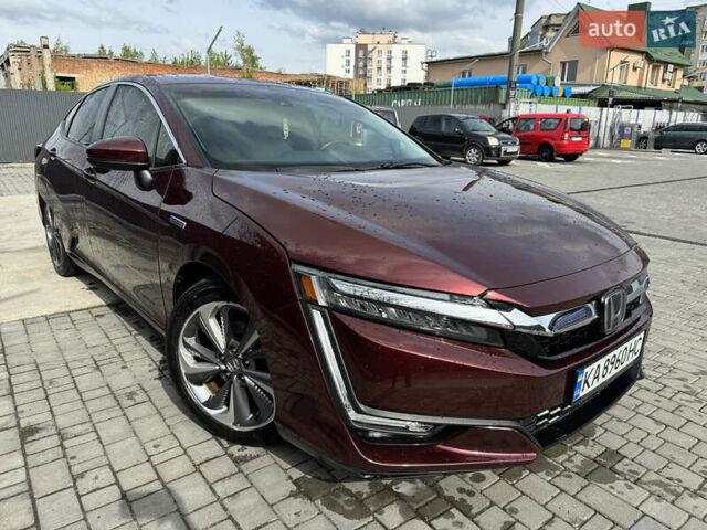 Красный Хонда Клерити, объемом двигателя 1.5 л и пробегом 85 тыс. км за 17500 $, фото 2 на Automoto.ua