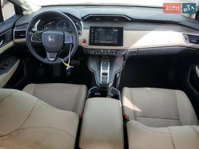 Красный Хонда Клерити, объемом двигателя 0 л и пробегом 107 тыс. км за 3000 $, фото 7 на Automoto.ua