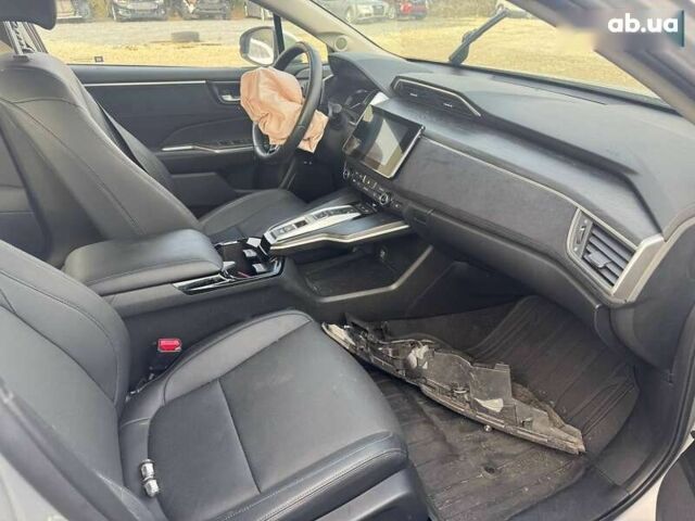 Хонда Клерити, объемом двигателя 0 л и пробегом 34 тыс. км за 11000 $, фото 10 на Automoto.ua