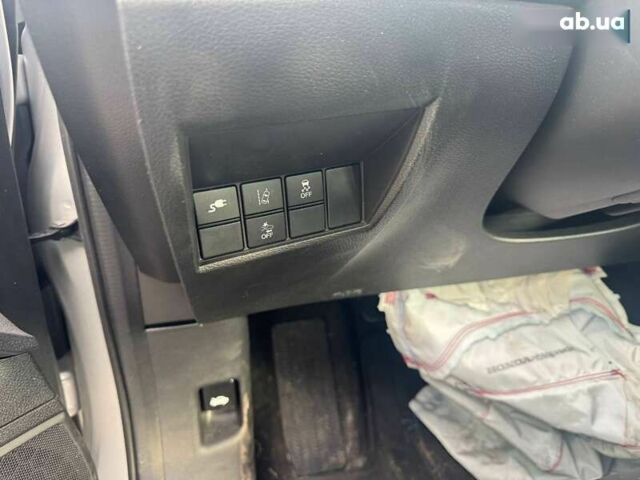 Хонда Клерити, объемом двигателя 0 л и пробегом 34 тыс. км за 11000 $, фото 6 на Automoto.ua