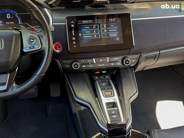 Хонда Клерити, объемом двигателя 0 л и пробегом 107 тыс. км за 18900 $, фото 19 на Automoto.ua