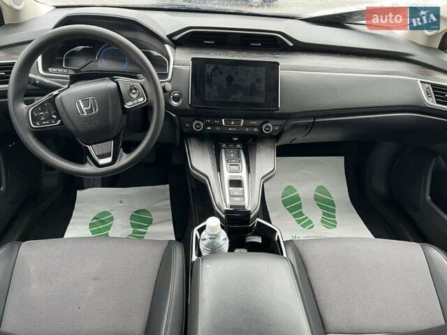 Хонда Клерити, объемом двигателя 1.5 л и пробегом 180 тыс. км за 15300 $, фото 13 на Automoto.ua