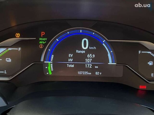 Хонда Клерити, объемом двигателя 0 л и пробегом 107 тыс. км за 18900 $, фото 18 на Automoto.ua