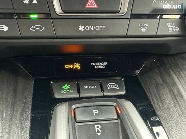 Хонда Клериті, об'ємом двигуна 0 л та пробігом 106 тис. км за 16990 $, фото 20 на Automoto.ua