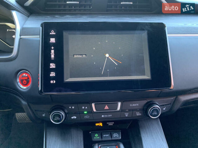 Сірий Хонда Клериті, об'ємом двигуна 1.5 л та пробігом 105 тис. км за 19300 $, фото 22 на Automoto.ua