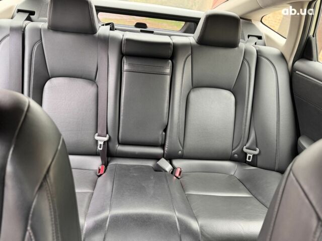 Серый Хонда Клерити, объемом двигателя 1.5 л и пробегом 87 тыс. км за 19200 $, фото 8 на Automoto.ua