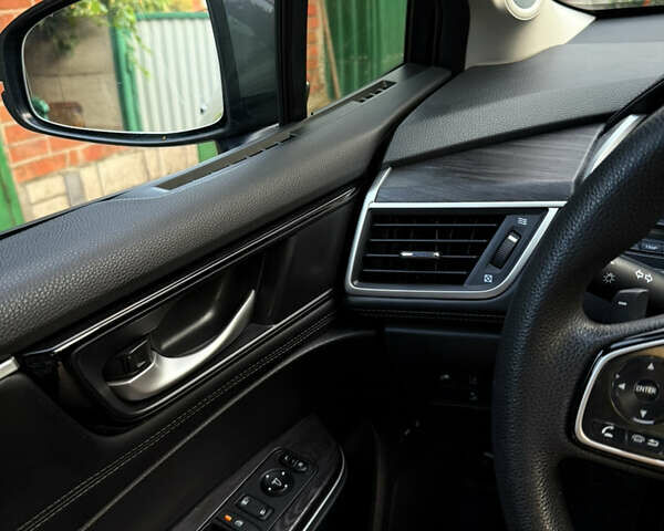 Серый Хонда Клерити, объемом двигателя 1.5 л и пробегом 161 тыс. км за 18100 $, фото 24 на Automoto.ua