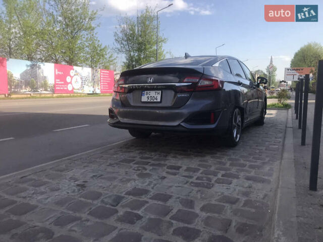 Серый Хонда Клерити, объемом двигателя 1.5 л и пробегом 198 тыс. км за 15500 $, фото 24 на Automoto.ua
