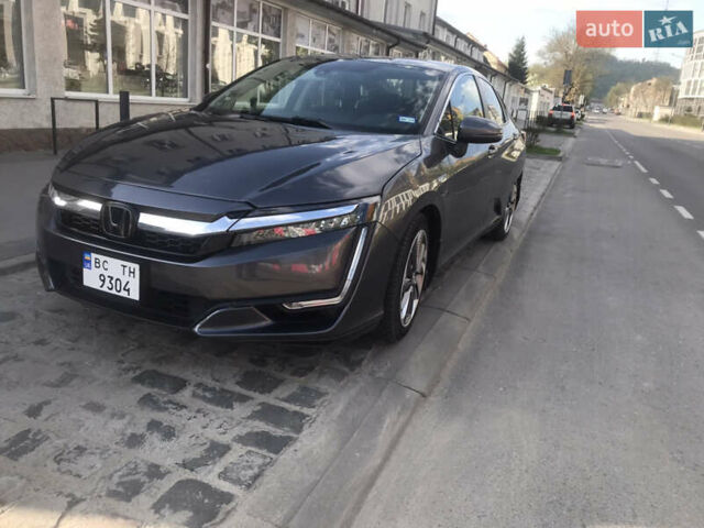 Серый Хонда Клерити, объемом двигателя 1.5 л и пробегом 198 тыс. км за 15500 $, фото 22 на Automoto.ua