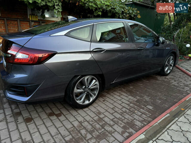 Серый Хонда Клерити, объемом двигателя 1.5 л и пробегом 161 тыс. км за 18100 $, фото 9 на Automoto.ua
