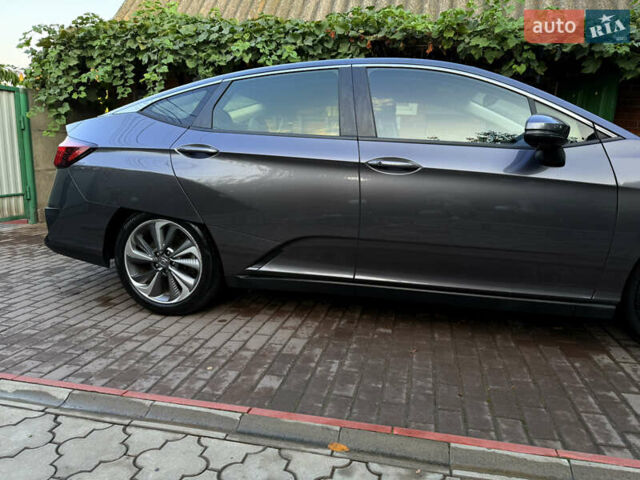 Серый Хонда Клерити, объемом двигателя 1.5 л и пробегом 161 тыс. км за 18100 $, фото 13 на Automoto.ua